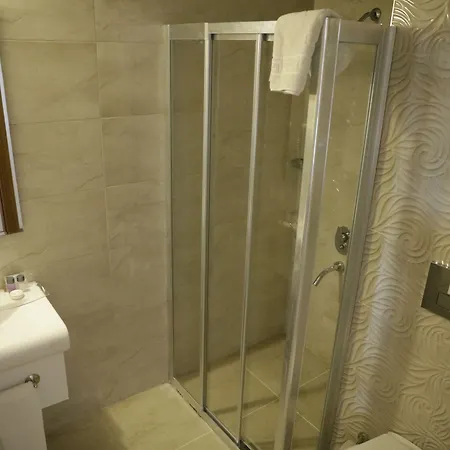 Comfort Ada Class Hotel