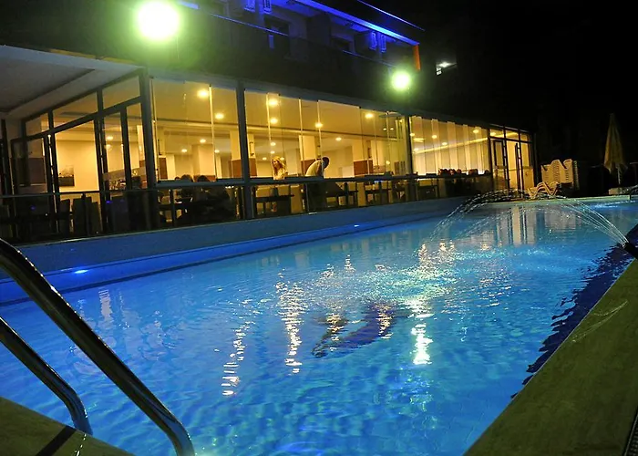 Отель Comfort Ada Class