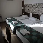 Hotel Comfort Ada Class